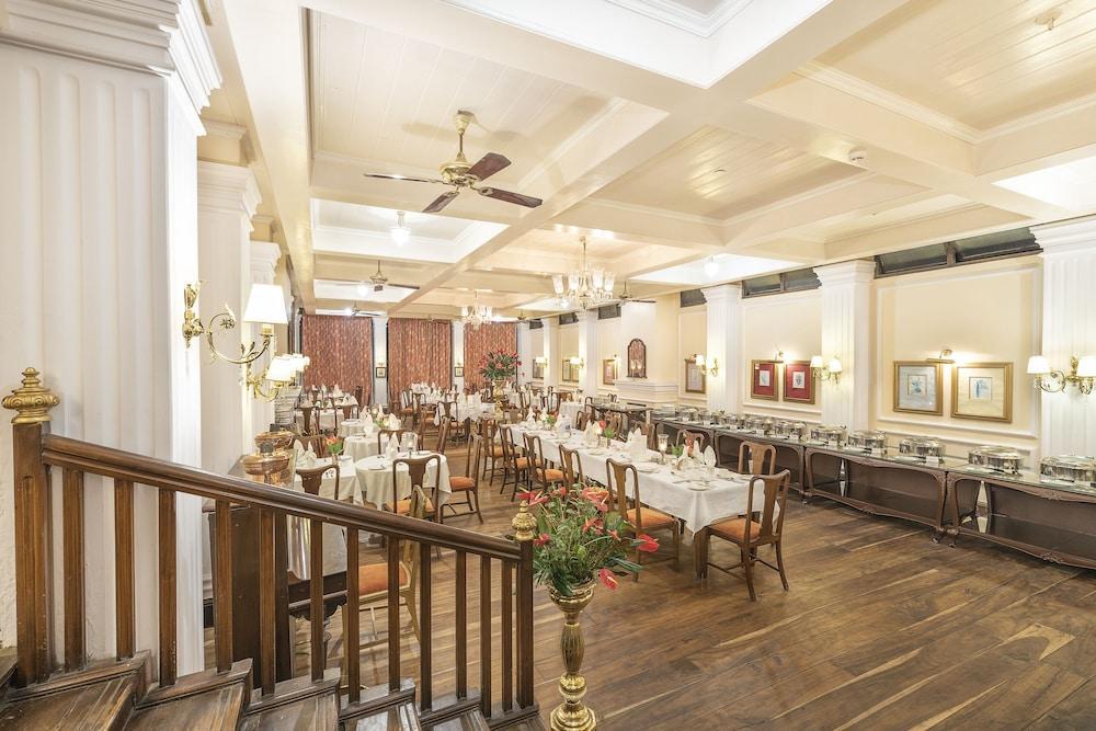 The Elgin Silver Oaks - Heritage & Resort
