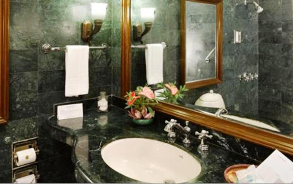 The Elgin Silver Oaks - Heritage & Resort