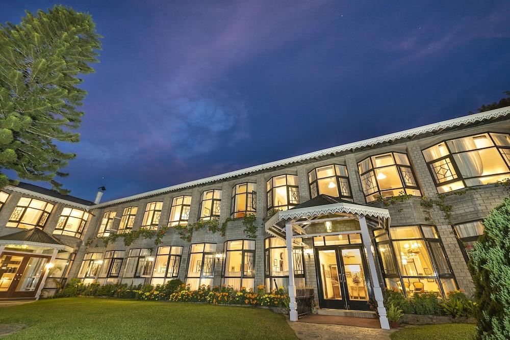 The Elgin Silver Oaks - Heritage & 5* Kalimpong