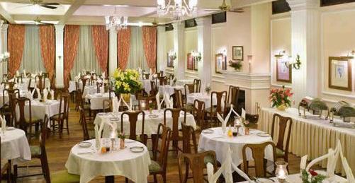 The Elgin Silver Oaks - Heritage &