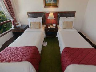 The Elgin Silver Oaks - Heritage & Resort 5*