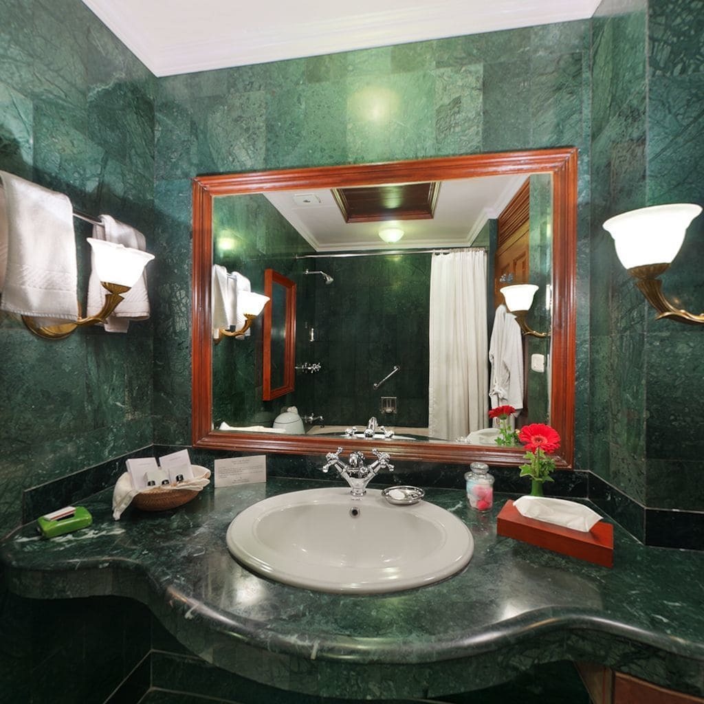 The Elgin Silver Oaks - Heritage & Resort 5*